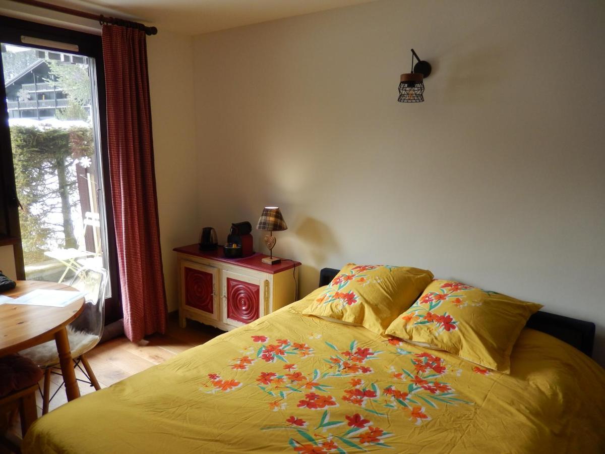 Studio Au Calme Avec Jardin Et Vue Mont-Blanc Chamonix Exterior foto